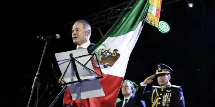 México celebra en Madrid el 215 aniversario de su Independencia con mariachi y “el grito”