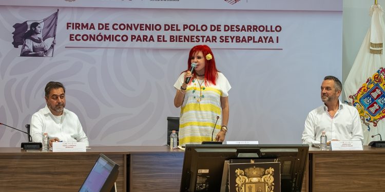 Layda Sansores firma el convenio del primer Polo de Desarrollo Económico para el Bienestar Seybaplaya I