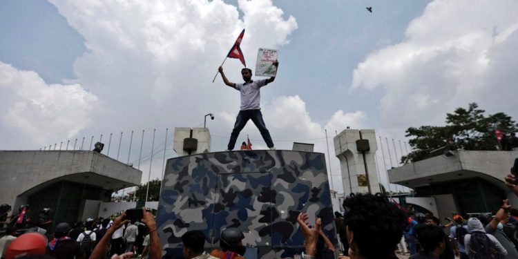 Nepal fija elecciones para marzo de 2026 tras disolución del parlamento