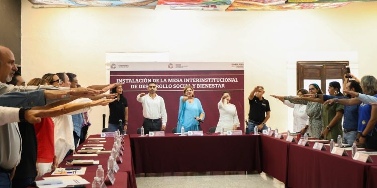 Gobierno de Campeche refuerza política social con mesas interinstitucionales