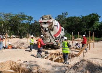 Quintana Roo lidera el crecimiento industrial en México durante mayo de 2025