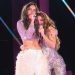 Shakira y Belinda cantan juntas en CDMX