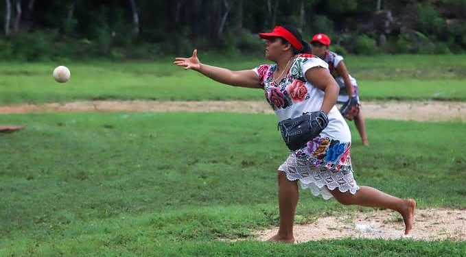 Diablillas Mestizas y Limones protagonizan emotivo partido amistoso en Tulum