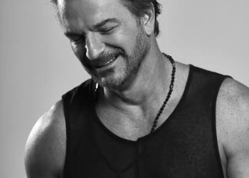 Ricardo Arjona vuelve con todo