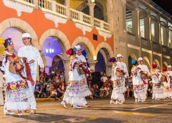 La Noche Blanca 2025 celebra arte y cultura en Mérida