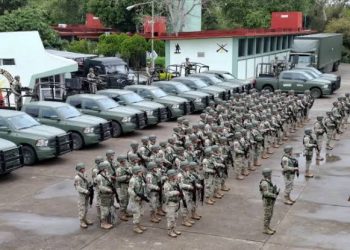 Despliegan militares en el sur de Veracruz por ola de violencia