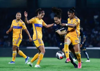 Tigres femenil vs Pumas