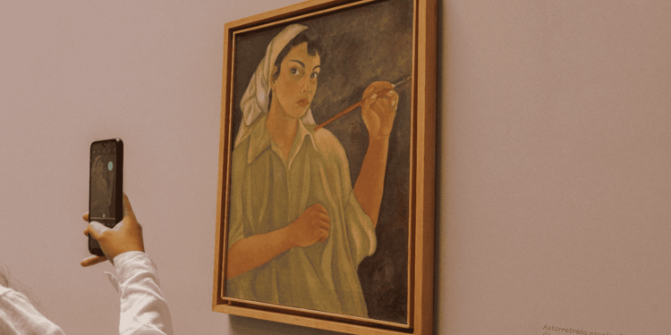 La Exposición de Lilia Carrillo en Bellas Artes