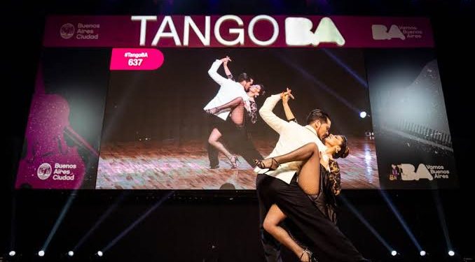 Max Verstappen Arranca Primero en el Gran Premio de Bakú