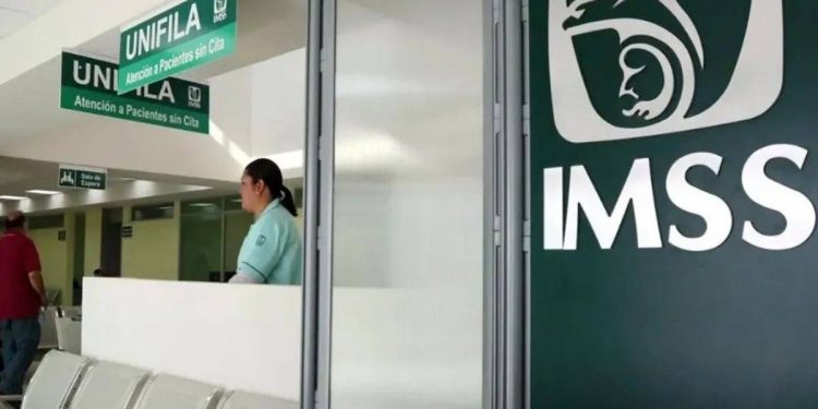 Trabajador del IMSS, vinculado a proceso por presunta negligencia médica