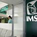 Trabajador del IMSS, vinculado a proceso por presunta negligencia médica