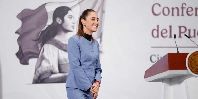 Claudia Sheinbaum mantiene 73% de aprobación a un año de su gobierno