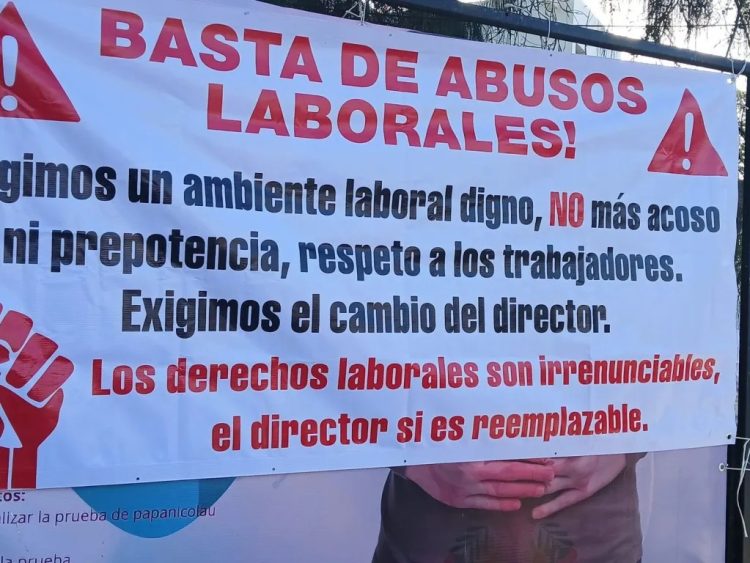 ¡ESCÁNDALO EN EL CENTRO DE SALUD URBANO DE MÉRIDA! ¡EXIGEN LA INMEDIATA DESTITUCIÓN DEL TIRANO MARIO CUEVAS TZUC POR SUS ABUSOS DESPIADADOS, DESVÍO CRIMINAL DE RECURSOS Y DOBLE EMPLEO ILEGAL COMO DIRECTOR Y MÉDICO DEL IMSS!