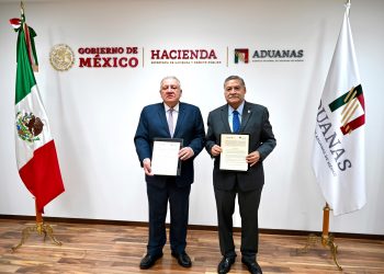 Agencia de Aduanas que dirige Rafael Marín firma convenio con la universidad de Nuevo León