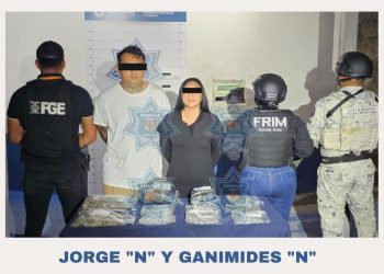 Detienen a dos personas en Cancún con más de 400 dosis de presunta droga