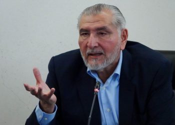 Critican en redes a Adán Augusto por pago mínimo de impuestos