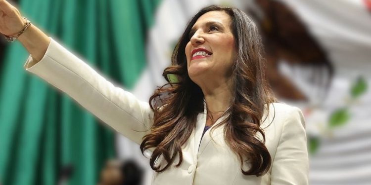 Sheinbaum resta importancia al ‘destape’ de Kenia López rumbo a 2030