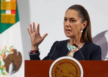 Congreso de Perú votará moción para declarar “persona non grata” a Claudia Sheinbaum