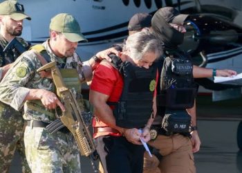 Trasladan a Hernán “N” a México en operativo internacional; irá al CEFERESO 1