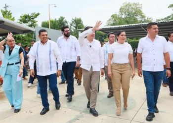 Mario Delgado resalta trabajo en Comalcalco