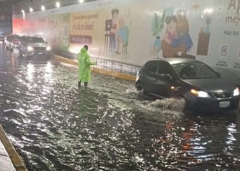 ¡Diluvio en la CDMX! Caen 16 millones de m³ de agua y activan alerta púrpura