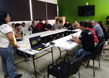 Capacitan a responsables de UMA’s en Campeche para fortalecer conservación del pavo ocelado