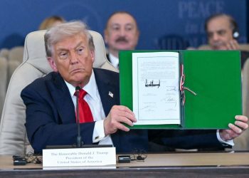 Trump y líderes de Egipto, Qatar y Turquía firman acuerdo para poner fin a la guerra en Gaza