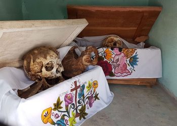 Pomuch: donde la vida conversa con la muerte