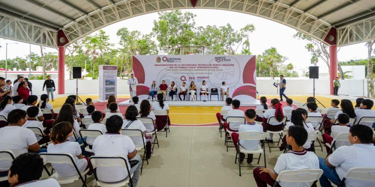 Compromiso con la educación: Inauguran nueva Secundaria Técnica en Tulum