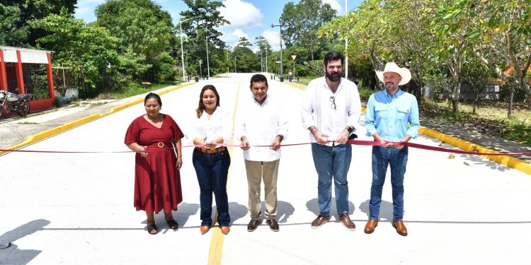 Anuncia Javier May continuidad en el mejoramiento de infraestructura en Centros Integradores