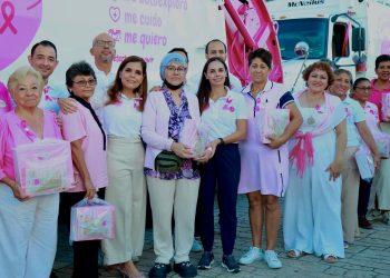 Cancún se pinta de rosa con acciones de prevención y solidaridad