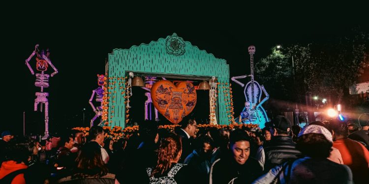 Inauguran, alcaldía Xochimilco y Secretaría de Cultura capitalina, Mega Ofrenda 2025