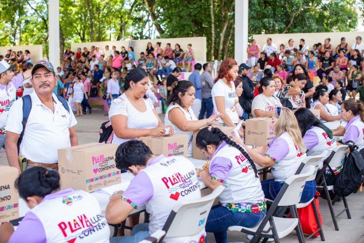 Estefanía Mercado lleva bienestar alimentario a 600 familias de Villas del Sol con el programa “Playa Llena, Corazón Contento”