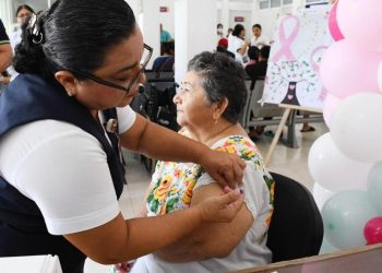 Inicia en Yucatán la Campaña de Vacunación contra influenza, Covid-19 y neumococo