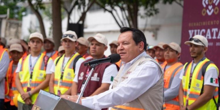 Yucatán envía brigada de apoyo a Veracruz tras inundaciones