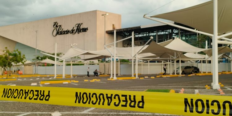 Restaurantes de Plaza Altabrisa afectados por explosión ya pueden reabrir: PC