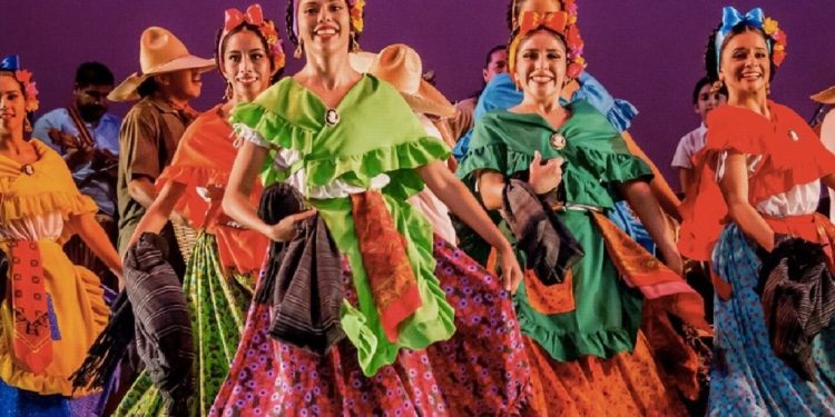 Prevé Cultura más de 10 mil asistentes en el Festival Ceiba 2025