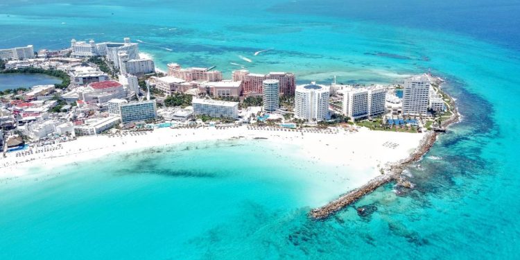 Nuevo PDU garantizará libre acceso a las playas de Cancún