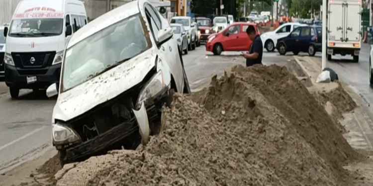 Mañana accidentada por lluvias deja un herido y cuatro vehículos dañados en Centro y Nacajuca