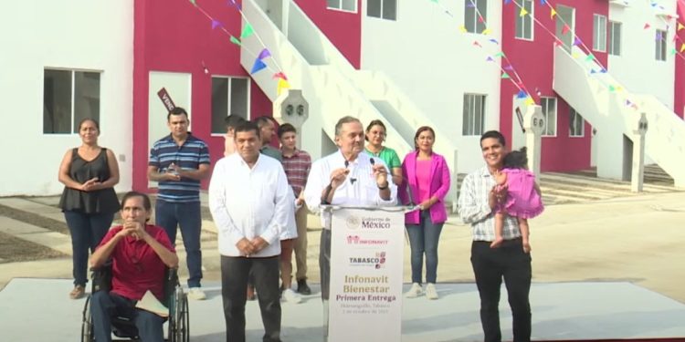 Infonavit entrega primeras 80 viviendas del programa “Vivienda para el Bienestar” en Tabasco