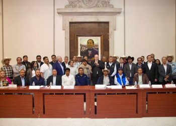 Instalan mesa permanente de diálogo entre el Gobierno Federal y productores de maíz del Bajío