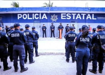 Policías de Quintana Roo recibirán nuevos uniformes y equipo táctico