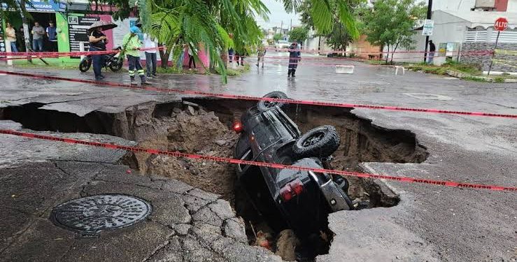 Alerta Gris en Veracruz: Lluvias Torrenciales Dejan Destrozos