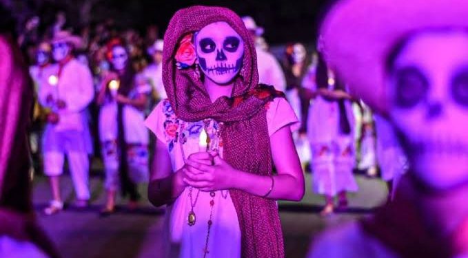 La Voz del Mariachi se Silencia: Fallece Charito Casas