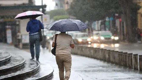 Fuertes Lluvias y Vientos en la Costa de Veracruz