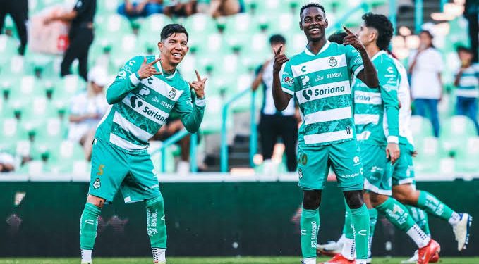 50 Años de Poesía Viva: Voces Contemporáneas en el Seminario de Cultura Mexicana