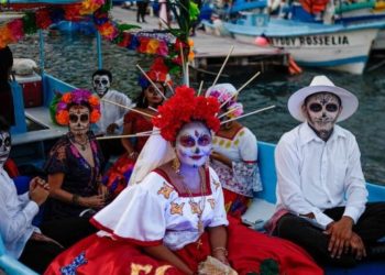 Festejos del Día de Muertos en Cancún: Procesión de Ánimas y Más