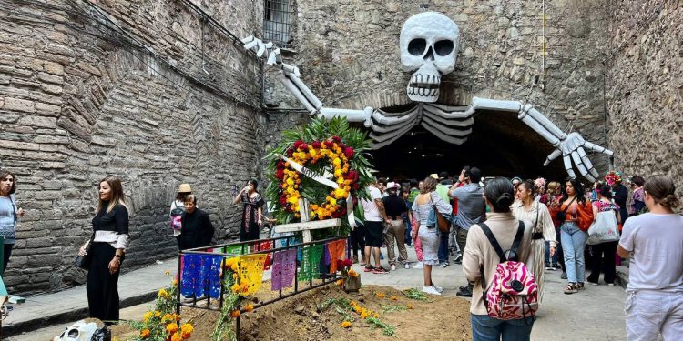 Billie Eilish y Jacob Elordi, ¿Nueva Pareja en la Meca del Espectáculo?