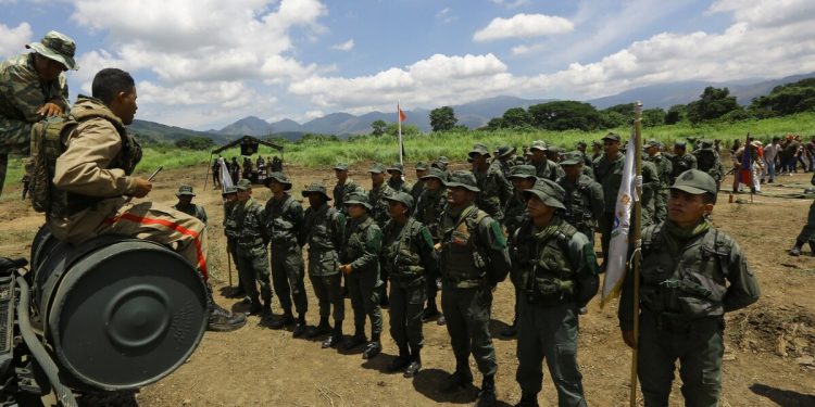 EE. UU. inicia ejercicios militares en el Caribe, a pocos kilómetros de Venezuela