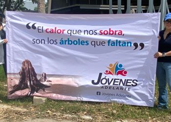 Ale Balderas encabeza campaña de reforestación en El Country